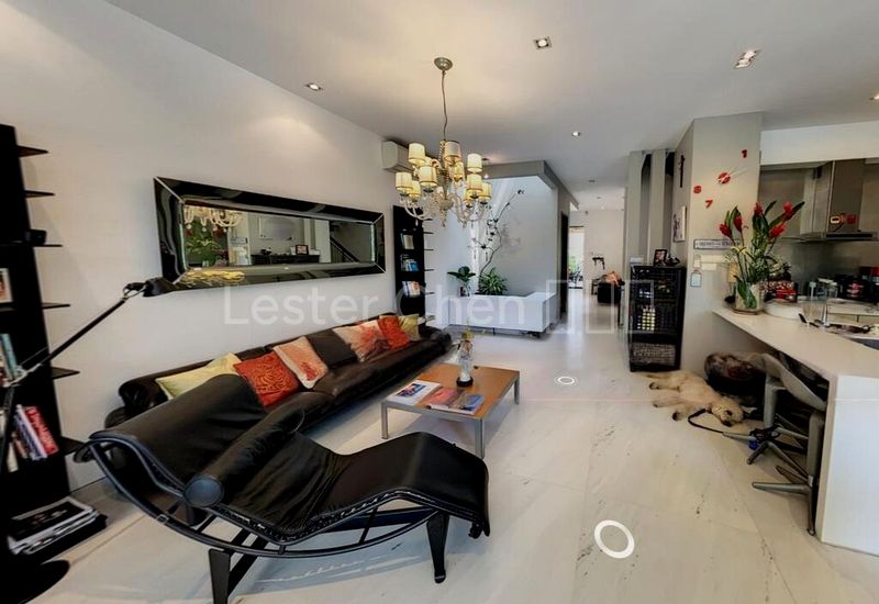 5 Bed Terraced House (Landed) for Sale in  The Berthside - Image 1